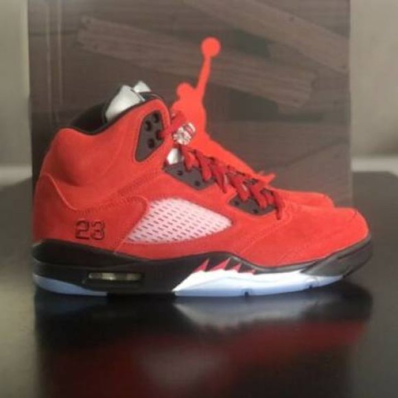 Air Jordan 5 Retro 'Raging Bull' 2021 - Picture 4 of 9
